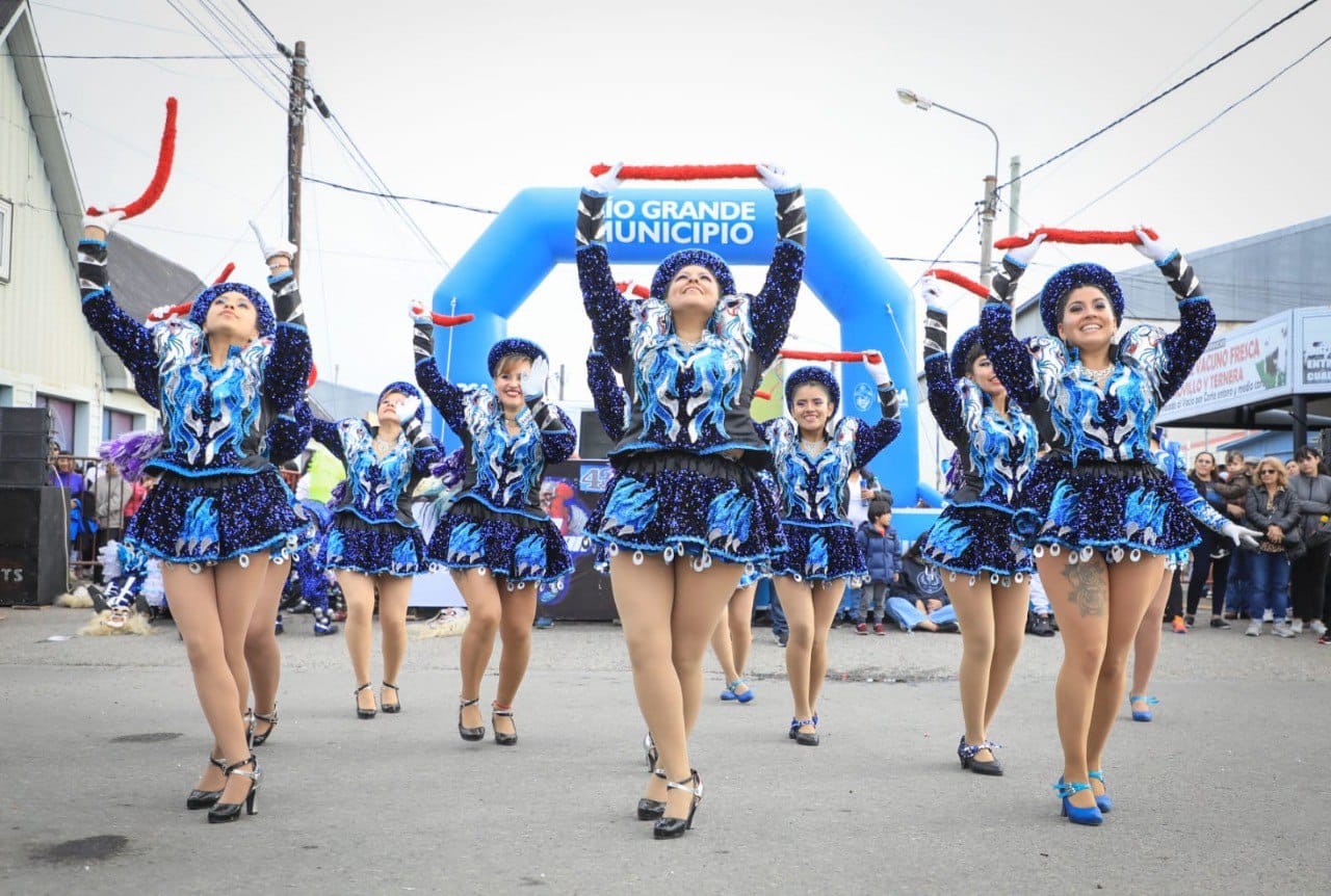 Comienzan los carnavales por barrios riograndenses