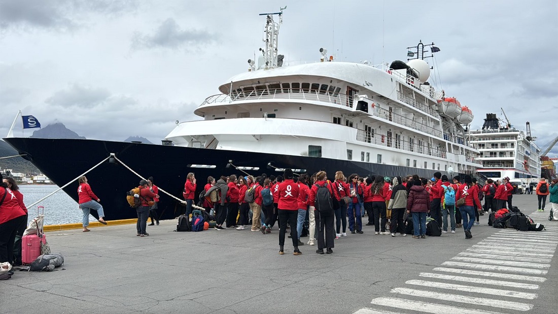 Partió desde Ushuaia una expedición científica de mujeres, hacia la Antártida