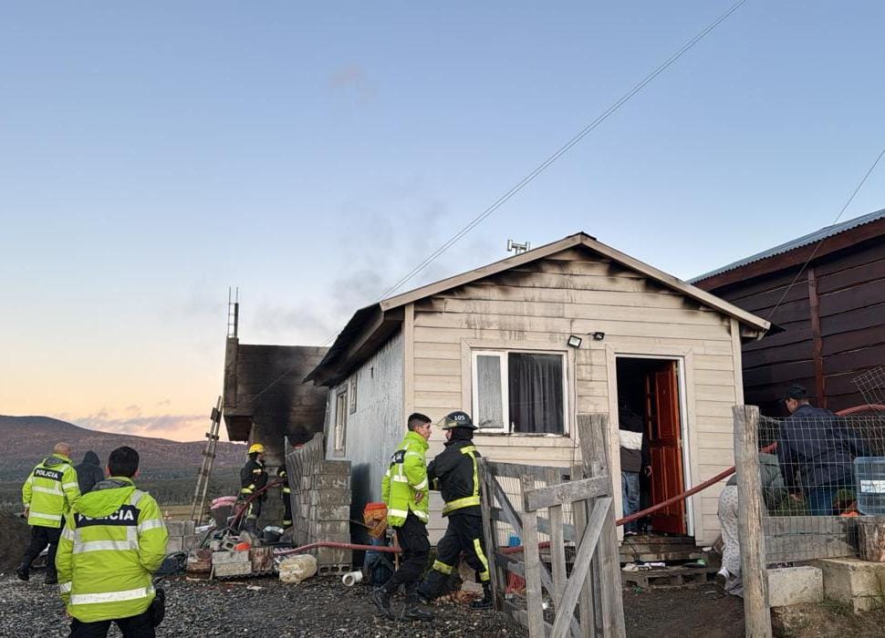 Una vivienda se vio consumida por las llamas en Tolhuin